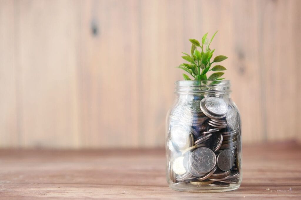 Post Office Monthly Income Scheme (MIS) calculator - fixed income savings concept